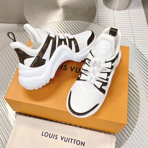 Louis Vuitton LV Archlight Monogram Sneaker - Picture 2 of 8
